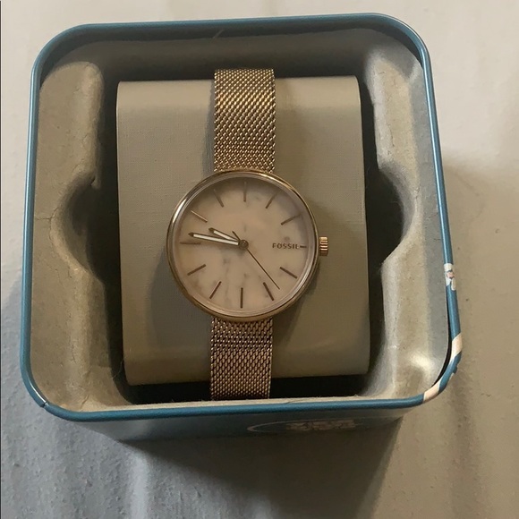 Women’s Fossil Rose Gold Watch main image 4